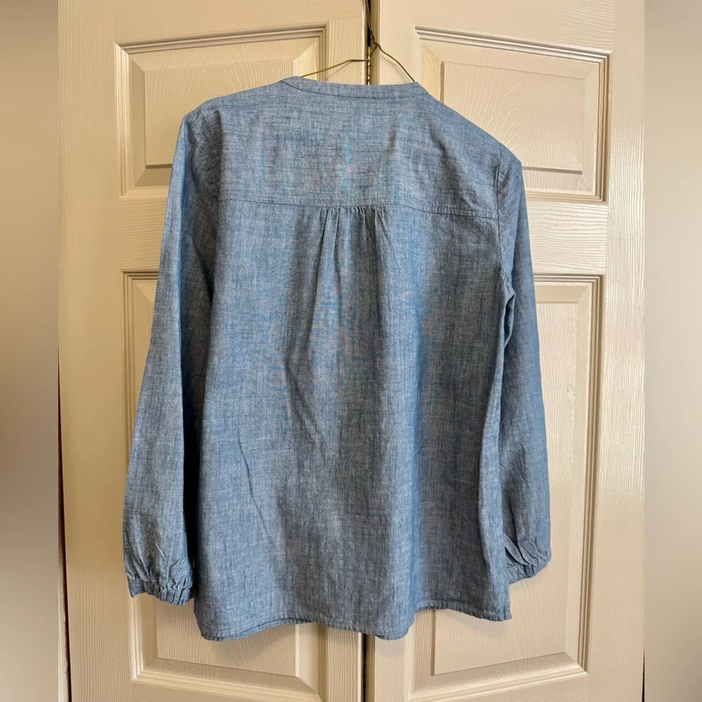 J Crew Mercantile Blue Chambray Embroidered Boho Peasant Top